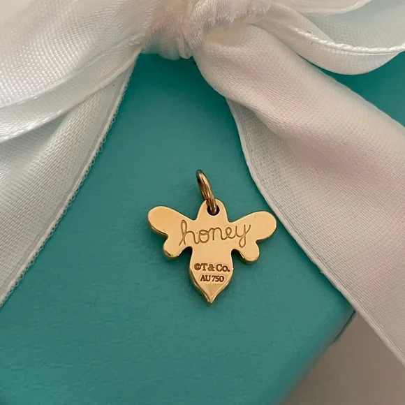 Tiffany & Co. Gold‎ Honey Bee Charm